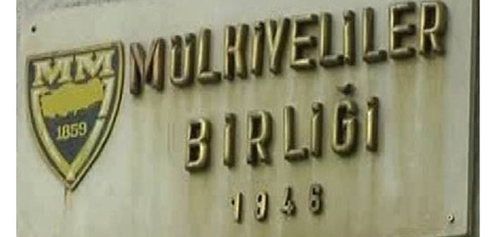 Mülkiyeliler Birliği'nden rektöre istifa çağrısı