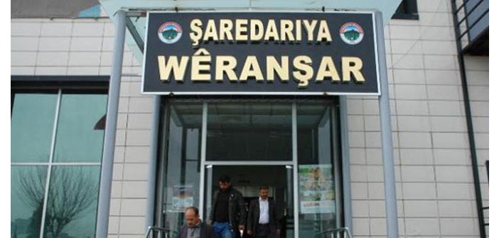 Viranşehir ve Bozova belediyelerine kayyum atandı