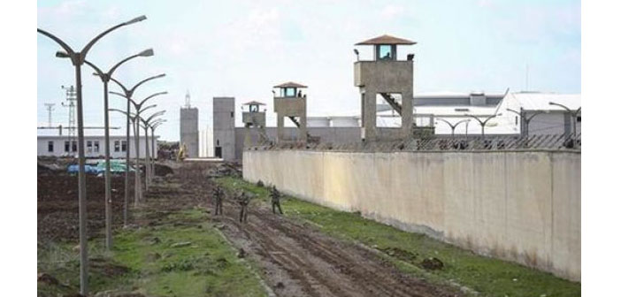 Cezaevlerindeki açlık grevleri sonlandırıldı