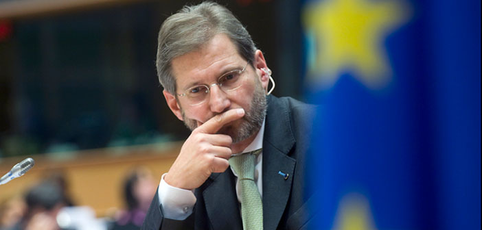 Hahn: Türkiye demokrasisi diye bir versiyon yok, sadece bir demokrasi var