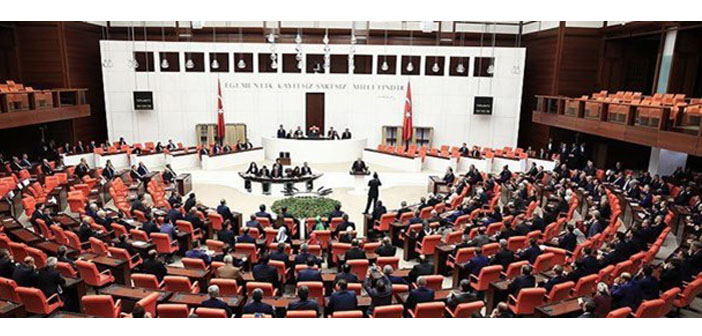 Anayasa paketinden üç madde yürürlüğe girebilir