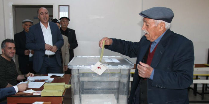 Oy verme işlemi başladı