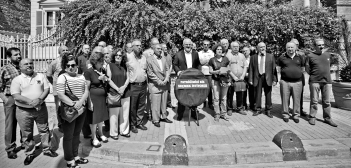 Düşünce Platformu: Bıçak kemiğe dayandı