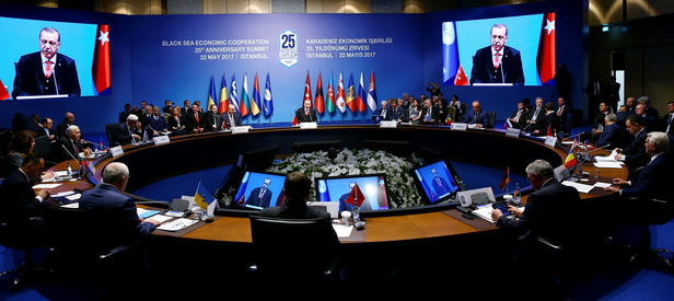 Karadeniz Zirvesi’nde ayar mı, uzlaşma mı?