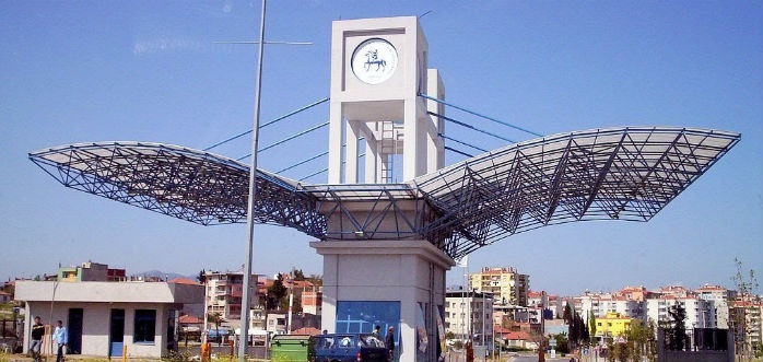 Dokuz Eylül’de 12 akademisyen açığa alındı