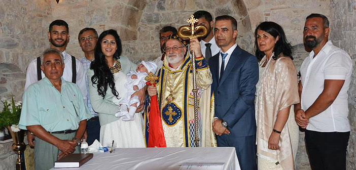 Didim'deki şapelde 150 yıl sonra ilk vaftiz töreni