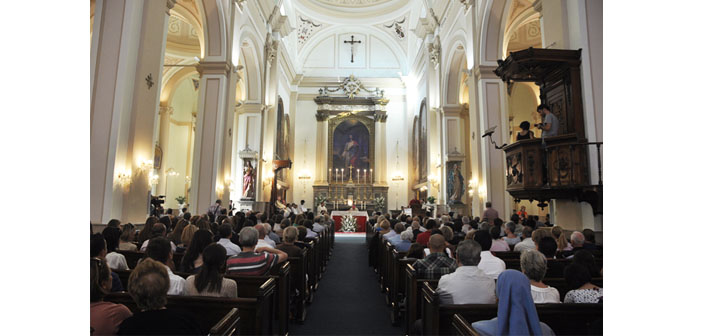 İzmir Ermenileri 95 yıl sonra ilk ayinlerini yapacak