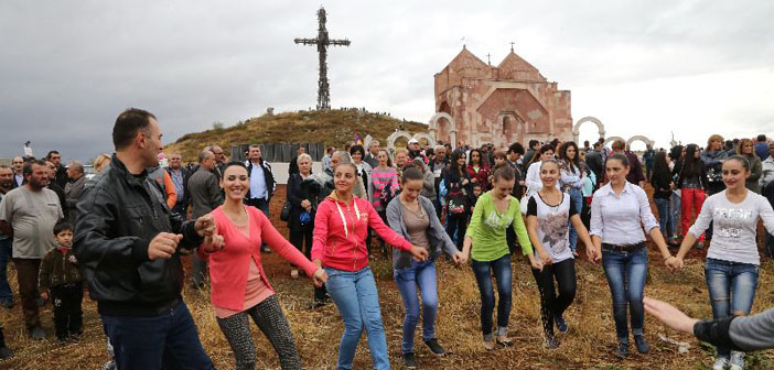 ‘Surp Haç, al yorganı içeri kaç’