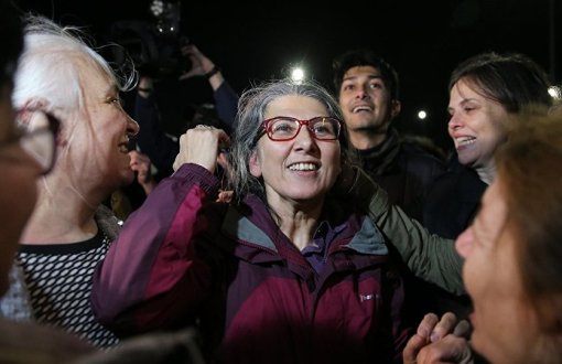 Sekiz insan hakları savunucusu serbest