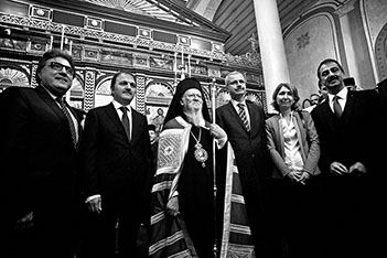 Edirnekapı Aya Yorgi Kilisesi kapılarını açtı