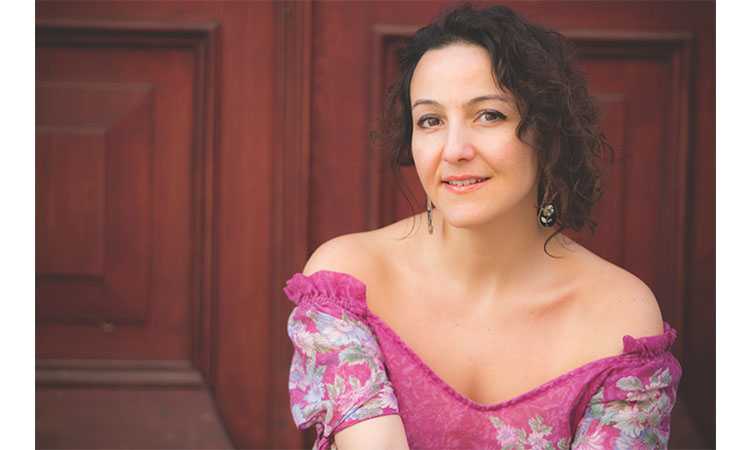 Tarlabaşı’ndan müzikli felsefeli hikâyeler