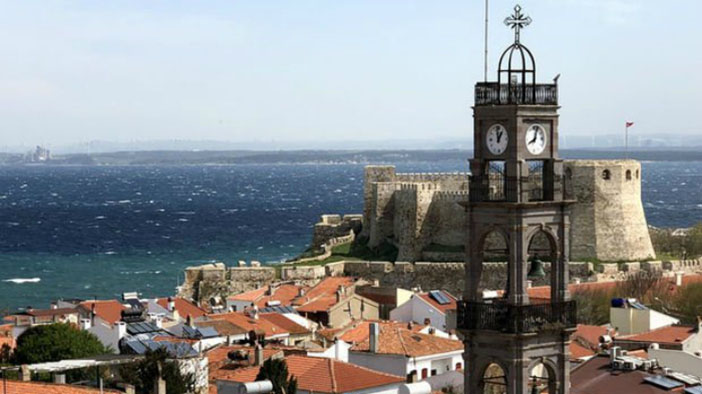 Bozcaada Rum Vakfı’na iade kararı verilen tapular verilmiyor