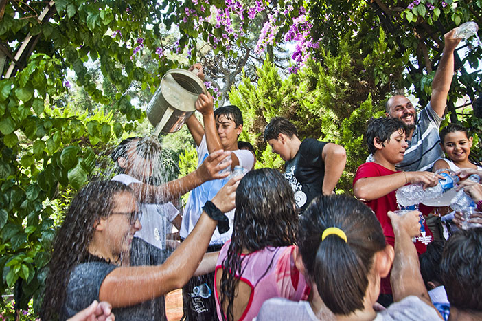 Vakıflı köyünün tarihinde yolcuydum