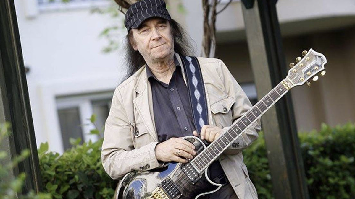 Erkin Koray hayatını kaybetti