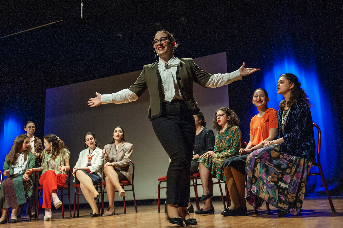 Getronaganlı öğrenciler 'Hay Gin'i canlandırdı