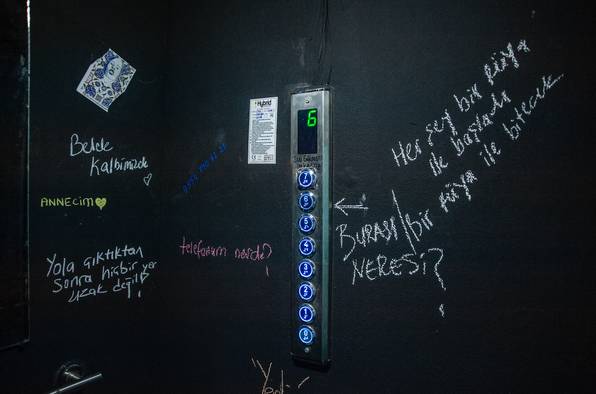 'Devindim Durdum', Hazal Orhon