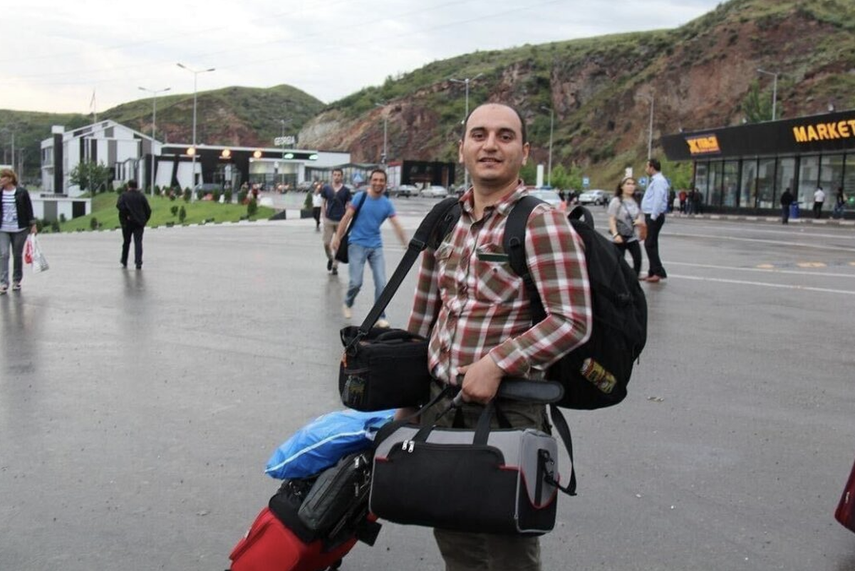 Azerbaycan’da medya baskınlarında sıra Kanal 13’te