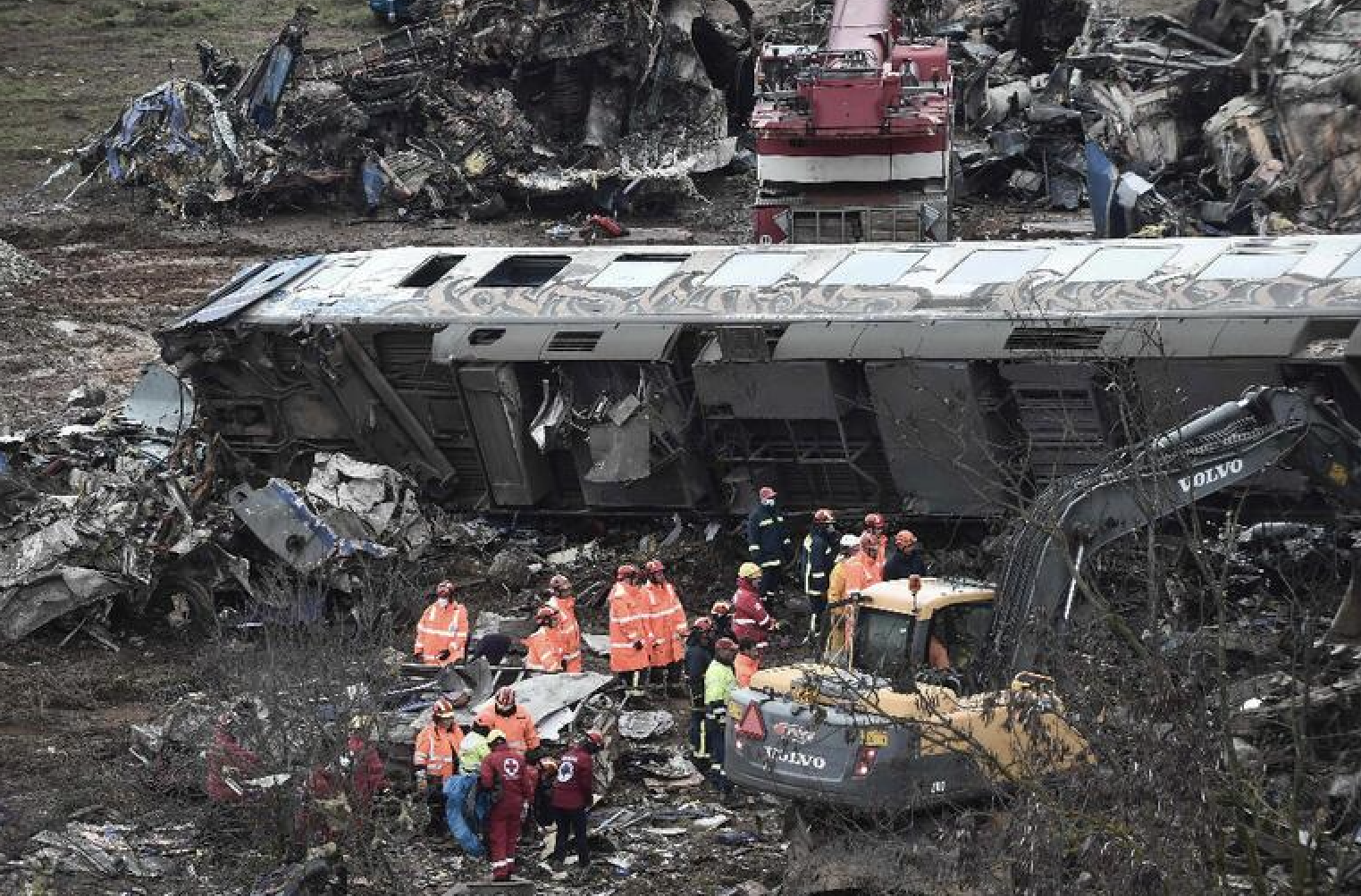 Yunanistan’da halk genel grevde: ‘Yolsuzluk ve ihmalkârlık öldürdü’