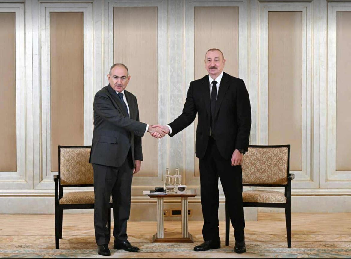 Barışa doğru: Ermenistan ve Azerbaycan’ın “eski alışkanlıklarıyla” imtihanı