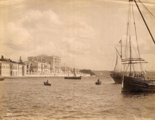 Պոլիսը՝ գաղթականութեան խաչմերու