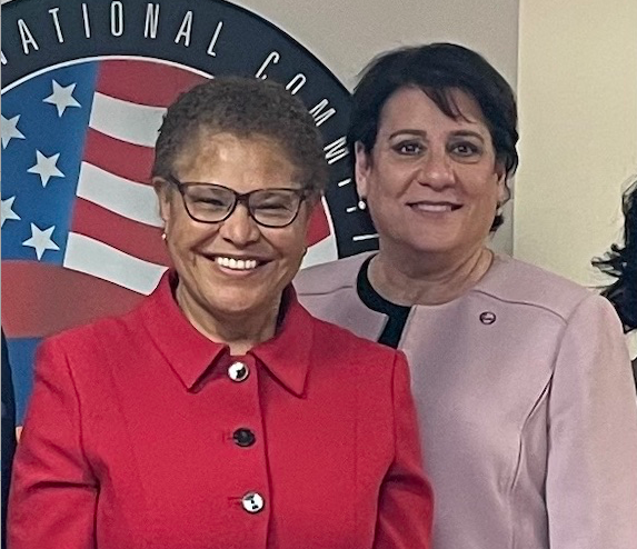 Լոս Անճելըսի քաղաքապետ Պես չորս հայորդիներ իր փոխանցման խմբակի անդամ նշանակեց