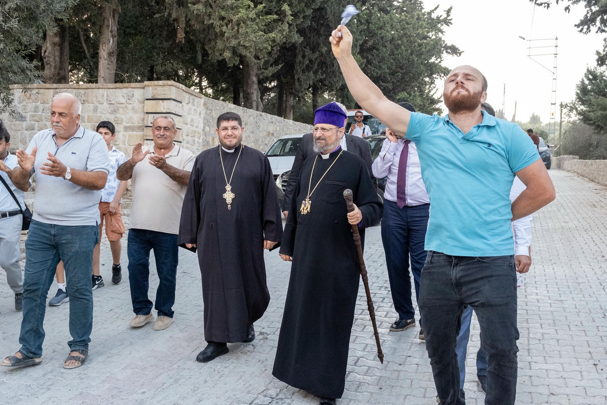 Ուխտագնացութեան ոգեւորութիւն եւ տաղաւարի Ս. Պատարագ Վաքըֆգիւղի մէջ