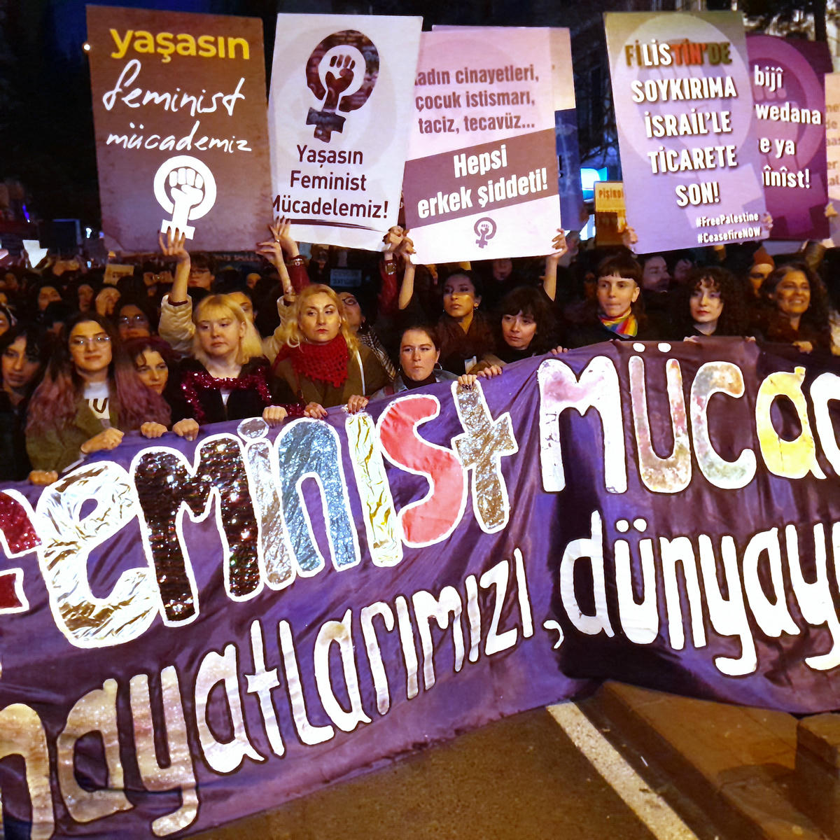 Kadınların 8 Mart yürüyüşü:  Gözaltına alınanların tamamı serbest bırakıldı