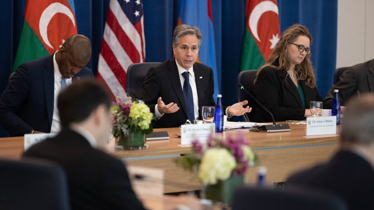 Blinken: Ermenistan ve Azerbaycan anlaşmaya yakın