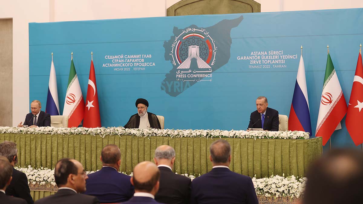 Astana zirvesinden Suriye operasyonuna destek çıkmadı