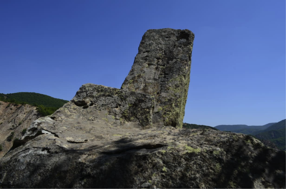 Anıt eserin uzaktan görünüşü FOTO: Yunus Gürbey