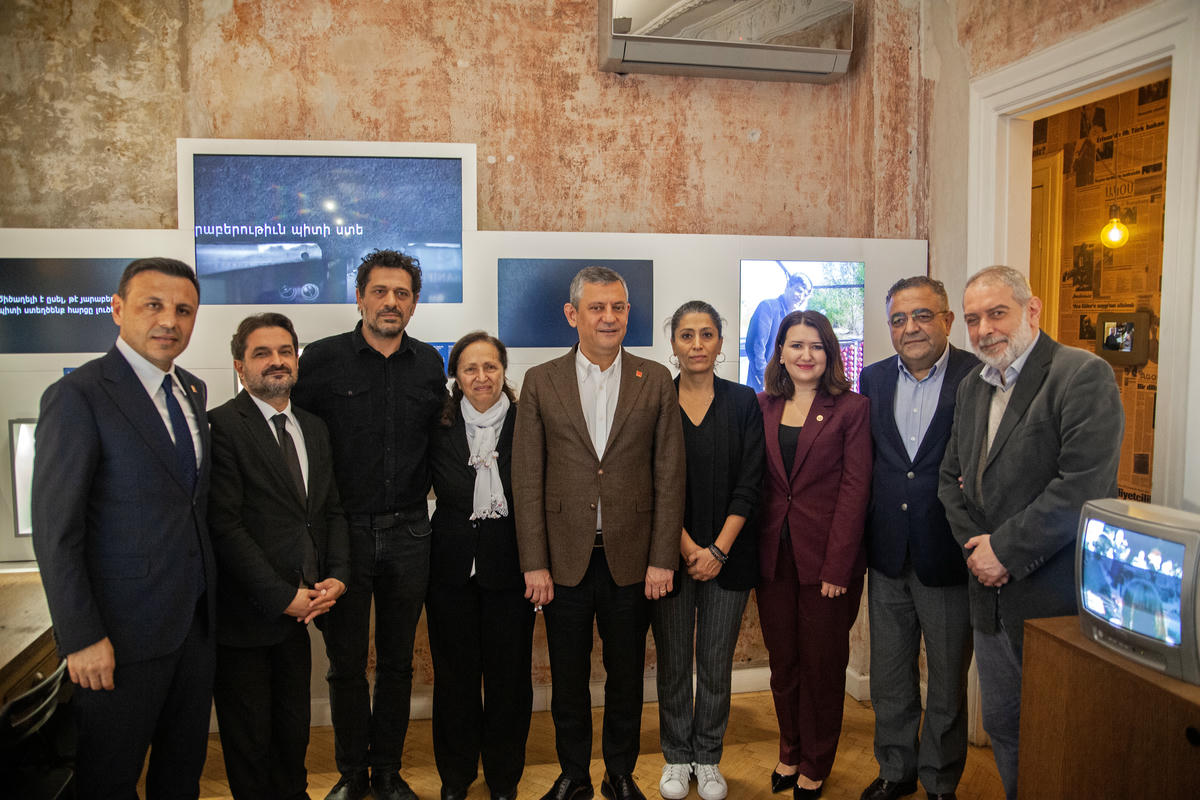 Özel 23,5 Hrant Dink Hafıza Mekânı’nı ziyaret etti, Dink ailesi ile görüştü