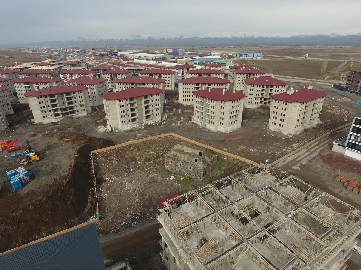 How may Sourp Minas Church be saved?