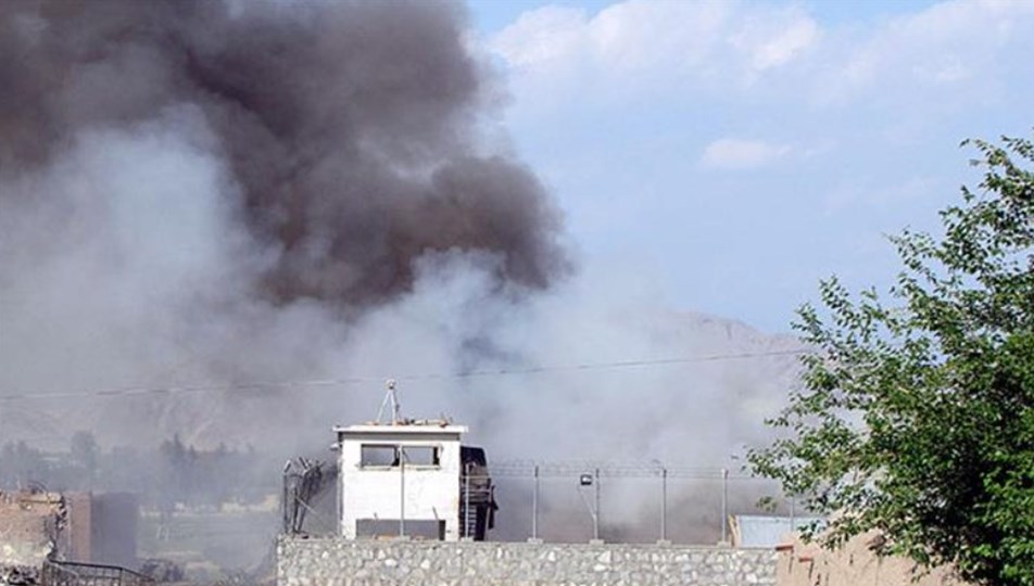 Afganistan'da camiye bombalı saldırı