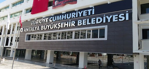Antalya Büyükşehir Belediyesi'ne yeni operasyon: 20 kişi hakkında gözaltı kararı