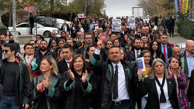 Avukatlardan Yargıtay'a yürüyüş
