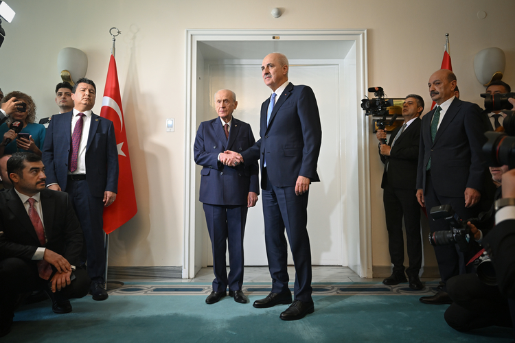 Kurtulmuş-Bahçeli görüşmesi: Siyasi partilerimizin hepsini sorumluluğa ortak olmaya davet ediyorum