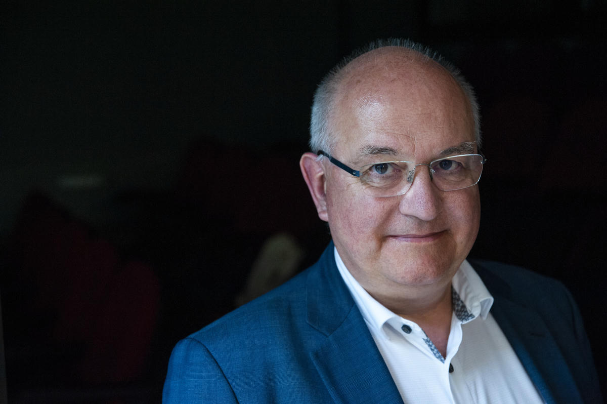 “Azınlıklar bazı kesimler tarafından oy toplamak için kolayca hedef haline getiriliyor”