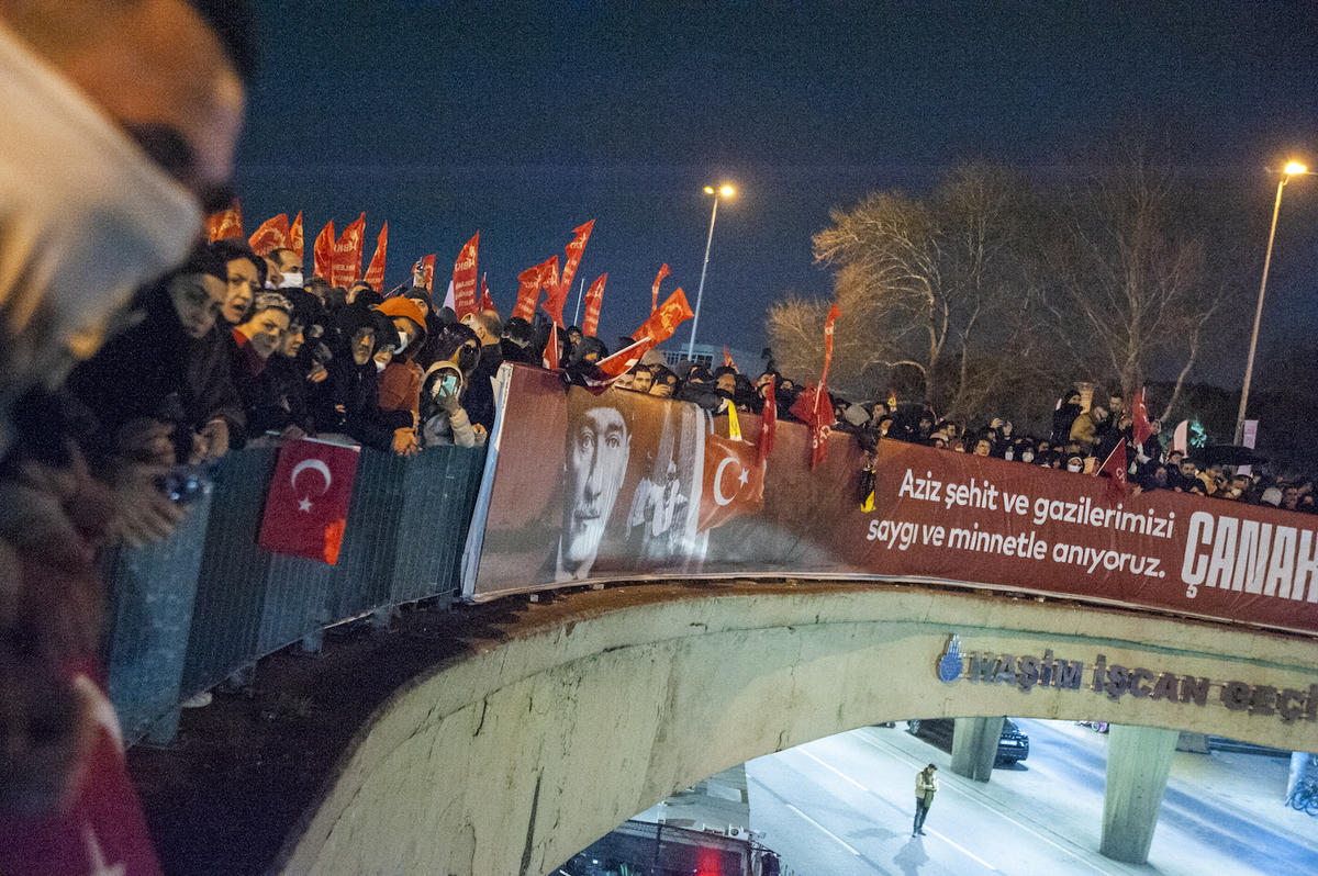 “AKP siyasi geleneği yok etti, gençliğin tepkisi milliyetçilik oldu”
