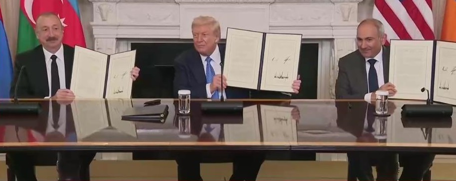 Ermenistan ve Azerbaycan kalıcı barış için Beyaz Saray'da anlaşmaya vardı, "Trump Yolu" da hayata geçiyor