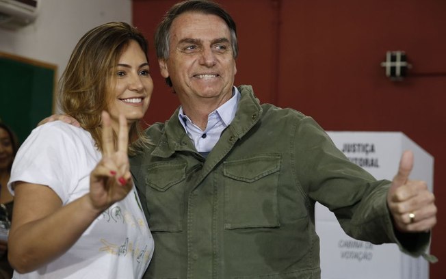 Brezilya'da aşırı sağcı Bolsonaro iktidarda