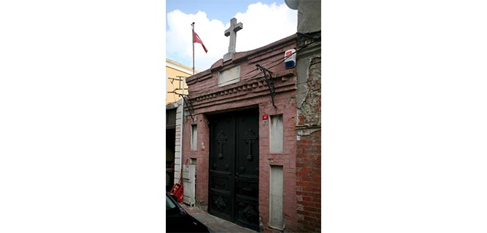 Պիւյիւքտերէի թնճուկը կը մեծնայ