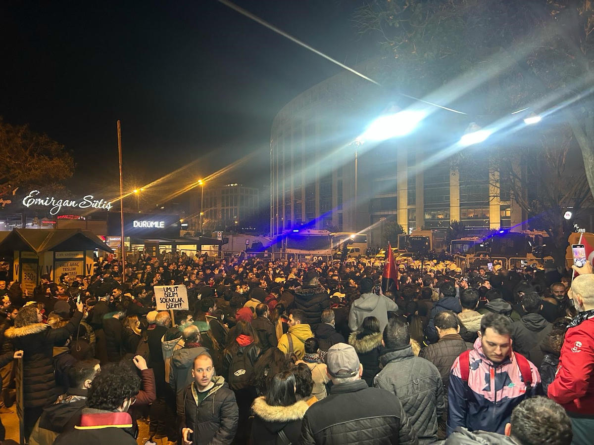 İmamoğlu ifadede, halk Çağlayan'da: "Şu anda da ülke yanıyor"