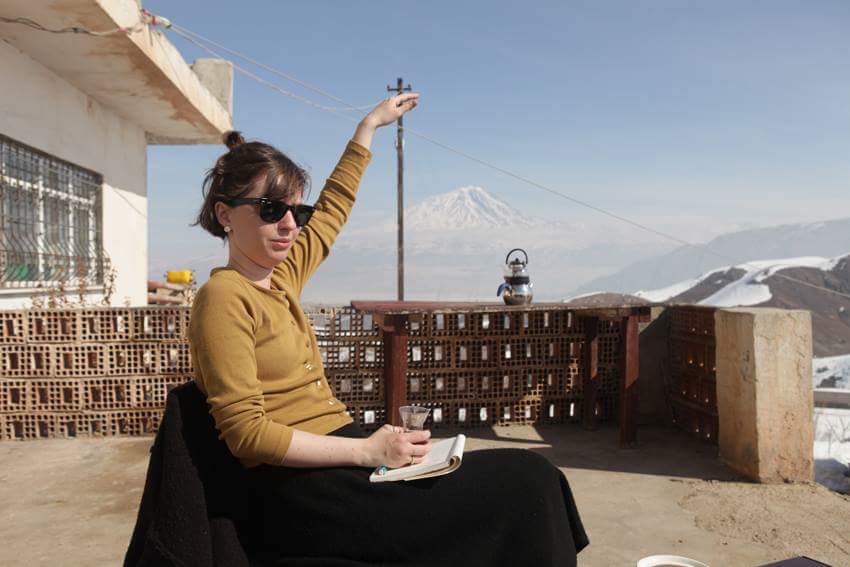 Լերան մը շուրջ հինգ տարածք