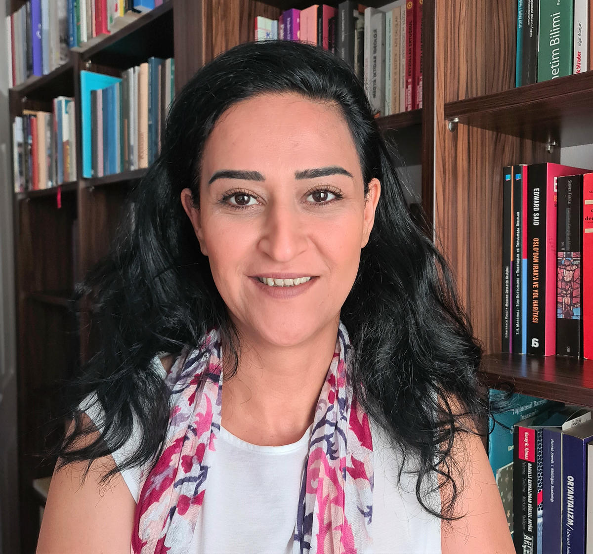 Dr. Esra Kaya Erdoğan