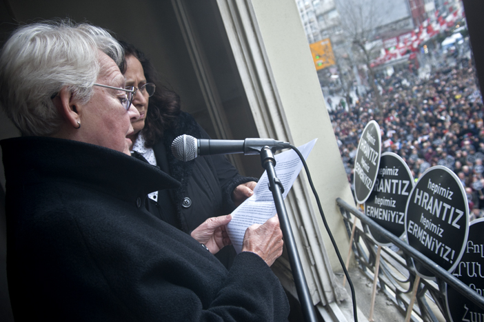 Ֆիլիզ Ալի ելոյթ մը ունեցաւ Տինքի ոգեկոչումի հաւաքին. «Յոյսը այստեղ է… Այս հողը, այս երկիրը մե՛րն է»։