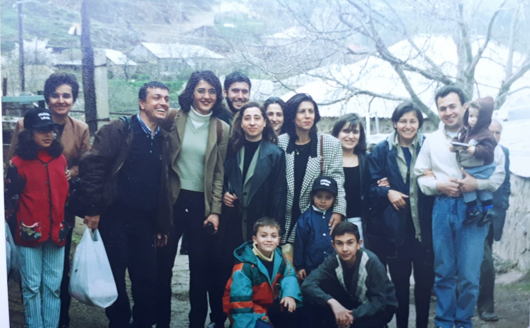 Հայրենի հողին վրայ