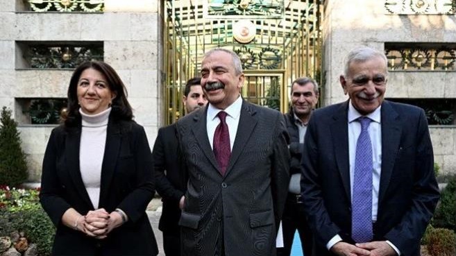 Süreç olmayan süreçte yeni dönemeç