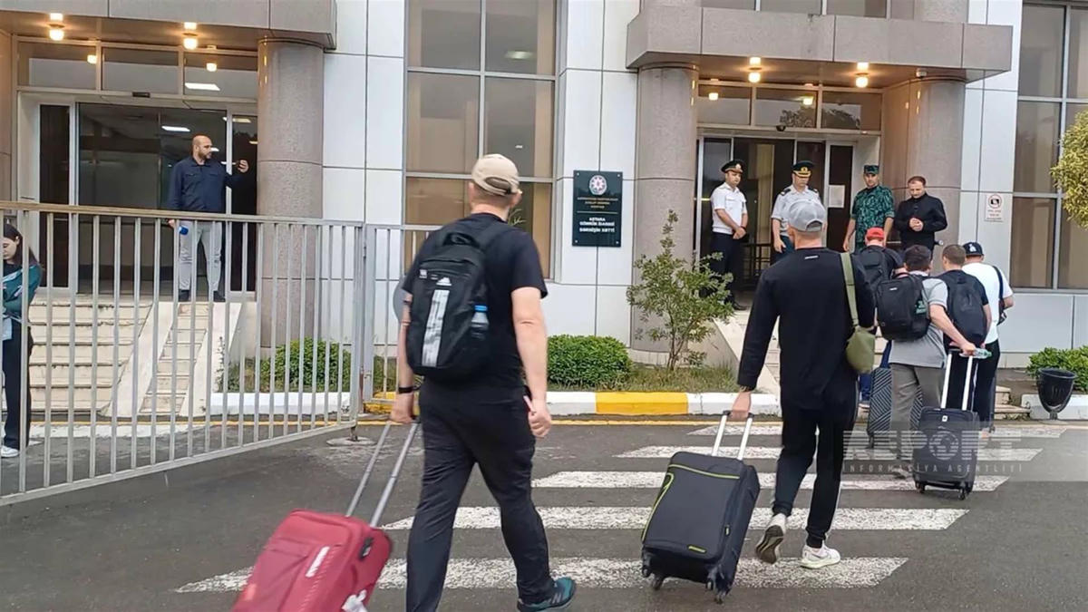 İran'daki 110 Hintli öğrenci, Ermenistan üzerinden tahliye edildi