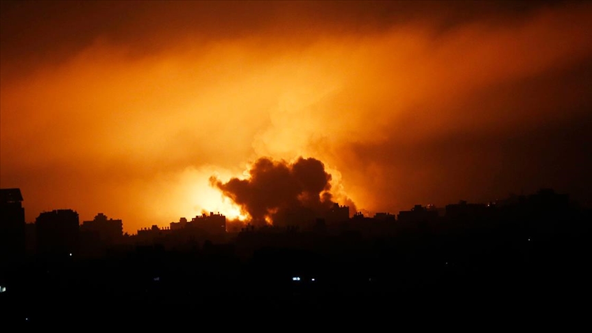 İsrail'den yoğun bombardıman, Gazze'de çatışmalar yaşandı