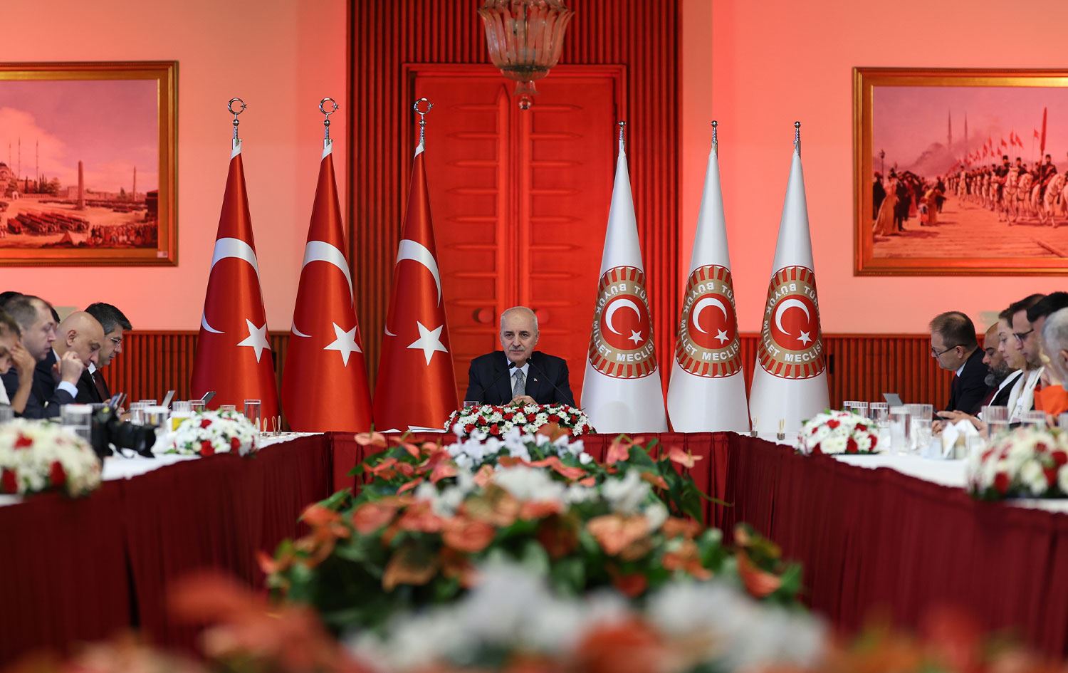 Komisyon Öcalan'la görüştü, Meclis Başkanlığı "Olumlu sonuçlar alınmıştır" açıklaması yaptı